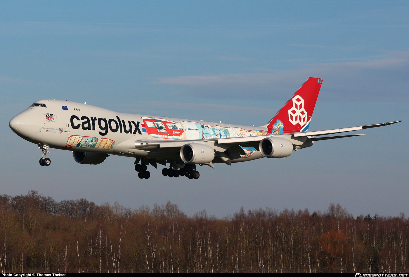 lx-vcm-cargolux-airlines-international-boeing-747-8r7f_PlanespottersNet_672759